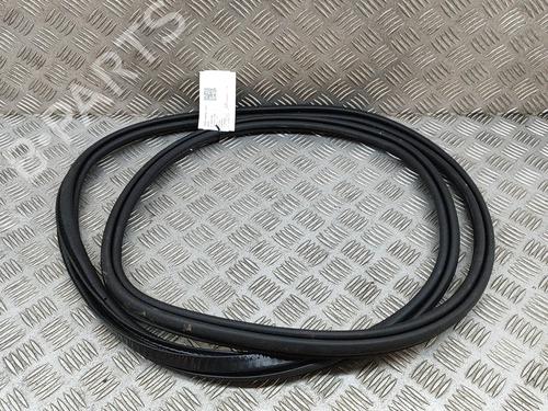 BP27776890C142 main image