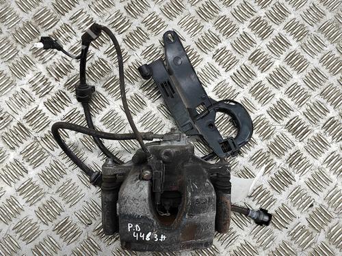 Used Right front brake caliper MERCEDES-BENZ CLA (C118) CLA 180 (118.384) (136 hp) 27775359