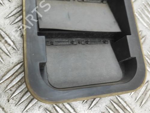 Grille VOLVO V40 Cross Country (526) D2 | BP32119533C40 