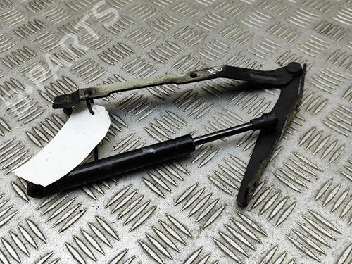 Used Hinge/Door check strap PORSCHE BOXSTER (986) 2.5 (204 hp) 30005422