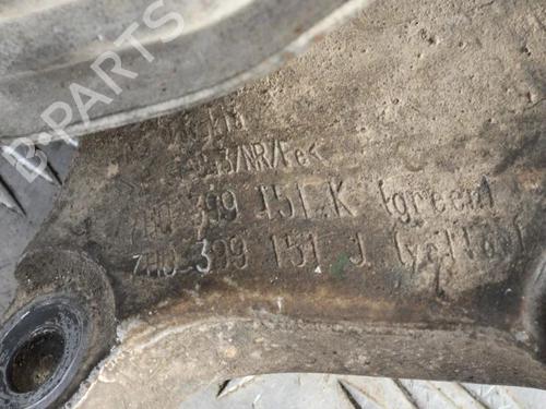 Used Engine mount Engine mount VW TRANSPORTER T5 Bus (7HB, 7HJ, 7EB, 7EJ) 2.5 TDI (130 hp) 6715612 6715612