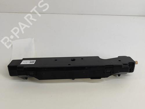 electronic-module-tesla-model-3-5yj3-2017-27765427 main image