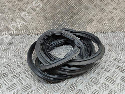 Rubber door seal HONDA CIVIC X Hatchback (FC_, FK_) 2.0 Type-R (FK8) | BP20981643C142 