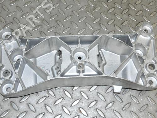 Used Gearbox mount Gearbox mount BMW 5 (F10) 535 d (313 hp) 33369680 33369680