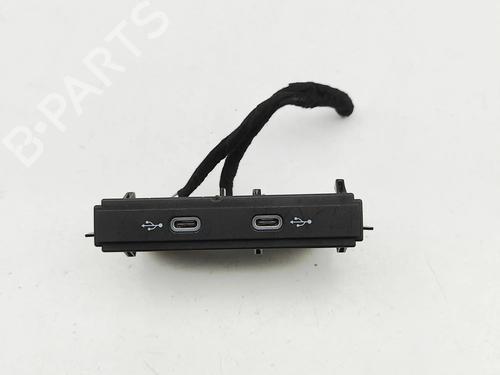 Used Electronic module Electronic module VW MULTIVAN T7 (STM, STN) 1.4 eHybrid (218 hp) 33972279 33972279