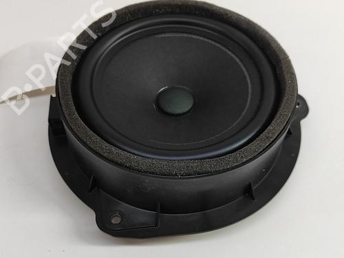Used Speaker AUDI Q2 (GAB, GAG) 35 TFSI (150 hp) 28559927