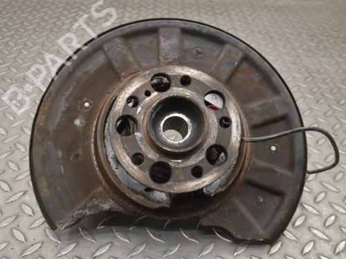 left-rear-steering-knuckle-mercedes-benz-e-class-w212-2009-2010-2011-2012-2013-2014-2015-2016-33351216 main image