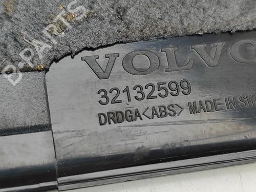 Step VOLVO XC40 (536) Recharge AWD | BP29076085C149 