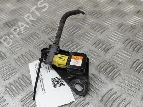 electronic-sensor-toyota-prius-liftback-_w2_-2003-2004-2005-2006-2007-2008-2009-2010-25787197 main image