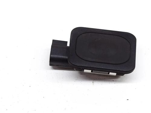 switch-jaguar-i-pace-x590-2018-27759873 main image