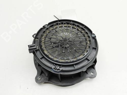 speaker-ds-ds-7-crossback-j4_-jr_-jc_-2017-33386442 main image