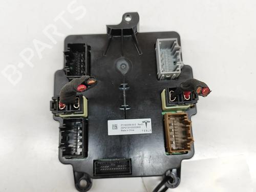 Electronic module TESLA MODEL X (5YJX) P100D AWD | BP25218012M83 