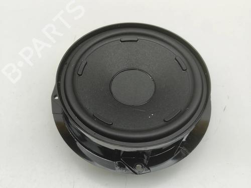 altavoz-ford-usa-explorer-cx740-2024-32728559 main image