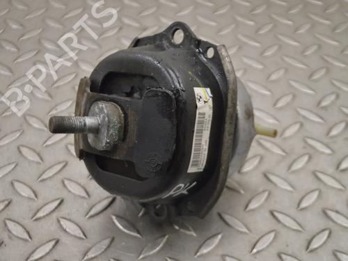 Used Engine mount Engine mount BMW X5 (F15, F85) xDrive 40 d (313 hp) 33353133 33353133