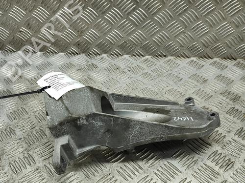 Used Support VOLVO XC60 II (246) D4 (190 hp) 28552317