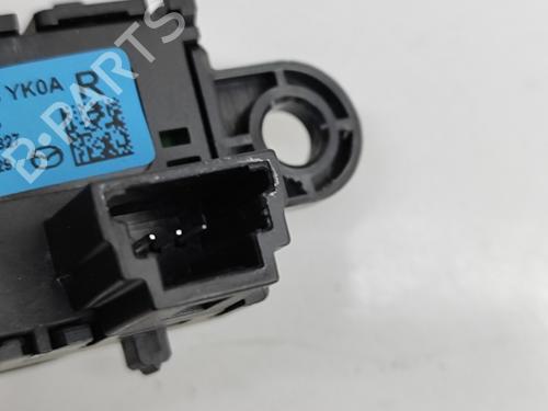 Switch MAZDA CX-30 (DM) e-SKYACTIV-X M Hybrid | BP28557732I30 
