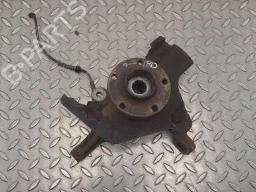 Used Right front steering knuckle FIAT 500L (351_, 352_) 1.4 (199LYB1B) (95 hp) 30268550