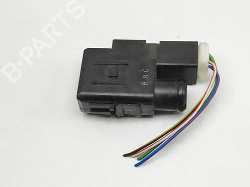 Electronic module JAGUAR XJ (X350, X358) D 2.7 | BP36984015M83 - Image 4