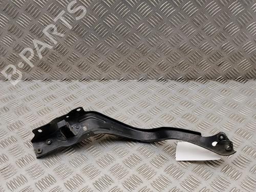 Used Right headlight support Right headlight support MERCEDES-BENZ E-CLASS (W212) E 220 CDI / BlueTEC (212.001, 212.002) (170 hp) 39958577 39958577