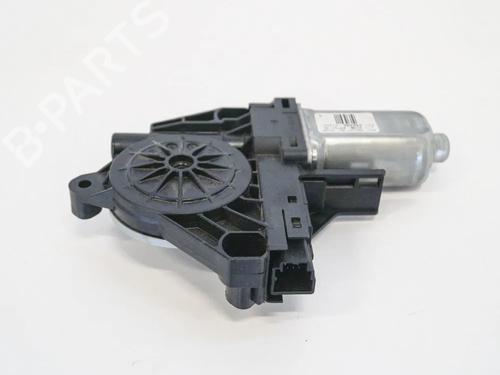 Used Right front window motor VOLVO V60 I (155) D3 / D4 (163 hp) 6741571