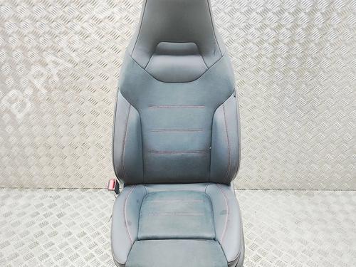 sde-venstre-fortil-mercedes-benz-cla-c118-2019-39656059 main image