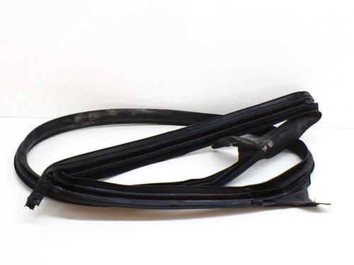 rubber-door-seal-tesla-model-3-5yj3-2017-27749062 main image