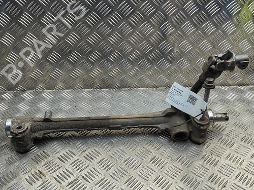 Crémaillère de direction TOYOTA YARIS (_P13_) 1.3 (NSP130_, NSP130) (95 hp) 28438441