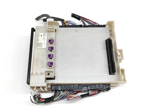 Used Fuse box Fuse box TOYOTA RAV 4 V (_A5_, _H5_) 2.5 Hybrid AWD (AXAH54, AXAL54) (222 hp) 27791624 27791624