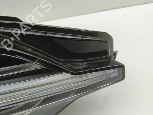 Right headlight VOLVO V60 II (225) B6 Mild-Hybrid AWD | BP32756067C29  - Image 5