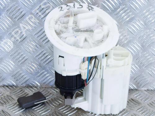 Used Fuel pump AUDI A5 Convertible (8F7) 2.0 TFSI (211 hp) 6749165