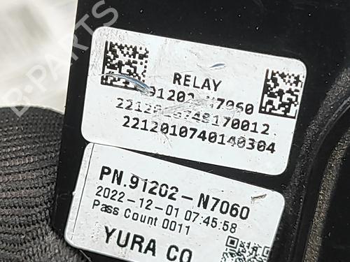 Fuse box HYUNDAI TUCSON (NX4E, NX4A) 1.6 T-GDi | BP33394216E1 - Image 7