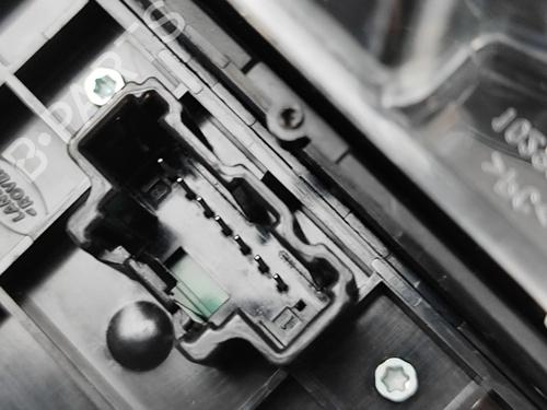 Switch LAND ROVER RANGE ROVER SPORT II (L494) 5.0 SCV8 4x4 | BP27792616I30 