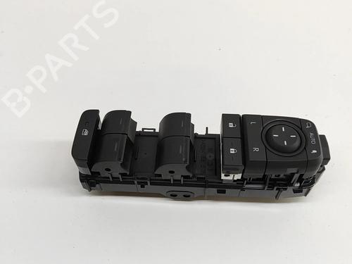 Used Left front window switch Left front window switch TOYOTA C-HR (_X2_, _H2_) Hybrid (MAXH20) (197 hp) 28431213 28431213