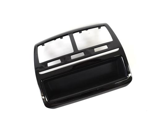 Mittelkonsole BMW X1 (F48) sDrive 18 d (136 hp) 30212697