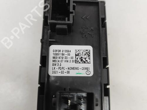 Right front window switch CITROËN C5 AIRCROSS (A_) 1.2 PureTech 130 (ARHNSJ) | BP28550235I26 