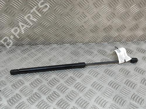 tailgate-lift-support-mg-mg-zs-suv-azs1-2017-28687603 main image