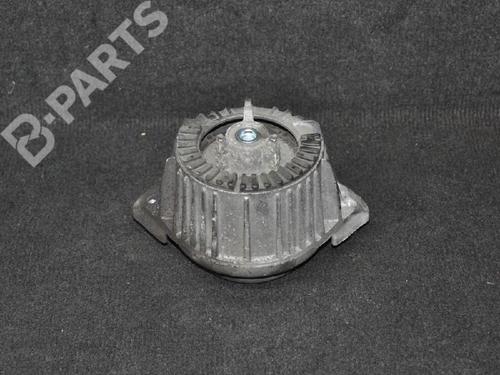 Used Engine mount MERCEDES-BENZ C-CLASS (W204) C 200 CDI (204.007, 204.006) (136 hp) 6728874
