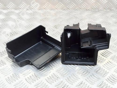 Fuse box RENAULT CAPTUR II (HF_) 1.0 TCe 90 ECO-G (HFM6) | BP27749697E1 