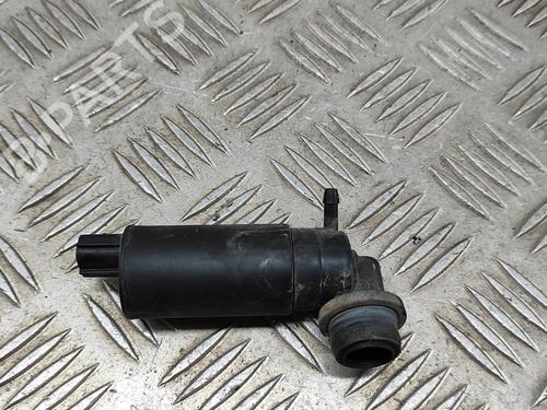 Washer pump LAND ROVER DEFENDER Station Wagon (L316) 2.5 Td5 4x4 (L316) | BP16194074E24 