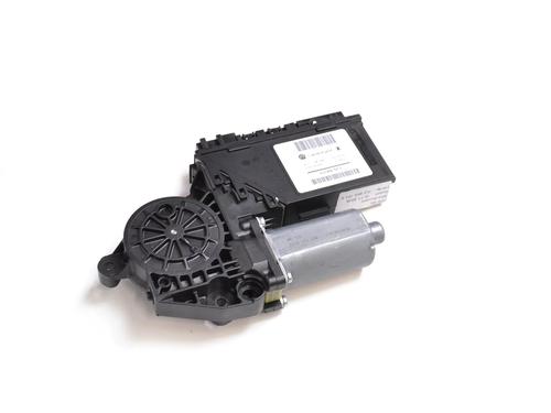 right-front-window-motor-porsche-cayenne-9pa-2002-2003-2004-2005-2006-2007-2008-2009-2010-30213904 main image