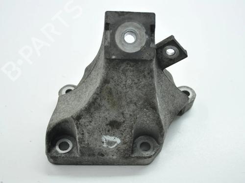 Used Support AUDI A6 C6 Avant (4F5) 2.7 TDI (180 hp) 30237690