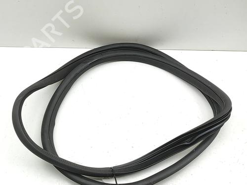 Gummiliste Gummiliste MERCEDES-BENZ GLC (X253) 300 d 4-matic (253.919) (245 hp) 34402237 34402237