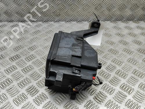 Fuse box JAGUAR F-PACE (X761) 2.0 TD4 | BP29830594E1