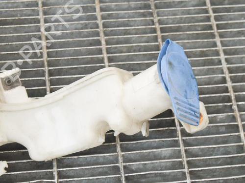 Windscreen washer tank VW PASSAT B6 (3C2) 2.0 TDI 16V | BP6748615C113 