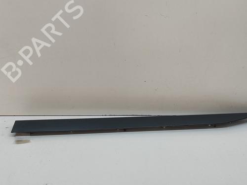 Used Door moulding trim SKODA SUPERB III Estate (3V5) 2.0 TDI (150 hp) 28566663