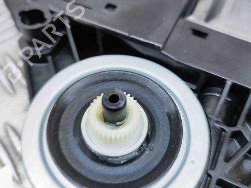 Right front window motor VOLVO XC60 II (246) B5 Mild-Hybrid | BP27790750E20