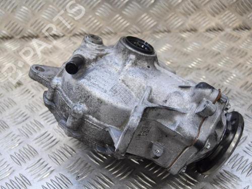 Differential, foran MERCEDES-BENZ C-CLASS (W205) C 220 d 4-matic (205.005) (170 hp) 6759684