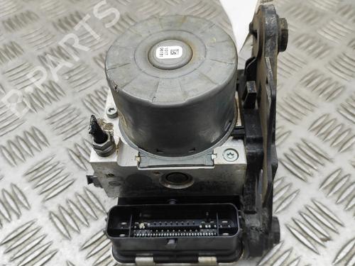 Used ABS pump VW TIGUAN (AD1, AX1) 2.0 TDI (150 hp) 31326353