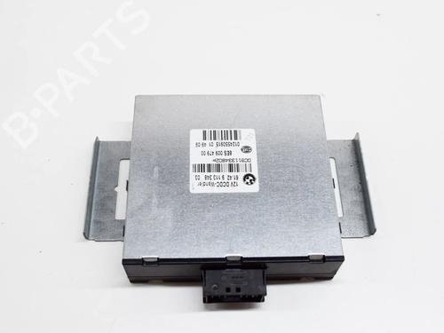 Used Electronic module Electronic module BMW 3 (E90) 320 i (170 hp) 10526857 10526857