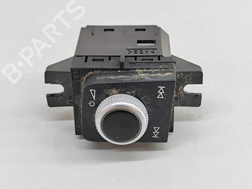 switch-audi-q5-fyb-fyg-20-tdi-quattro-80c919616-2016-16258527 main image